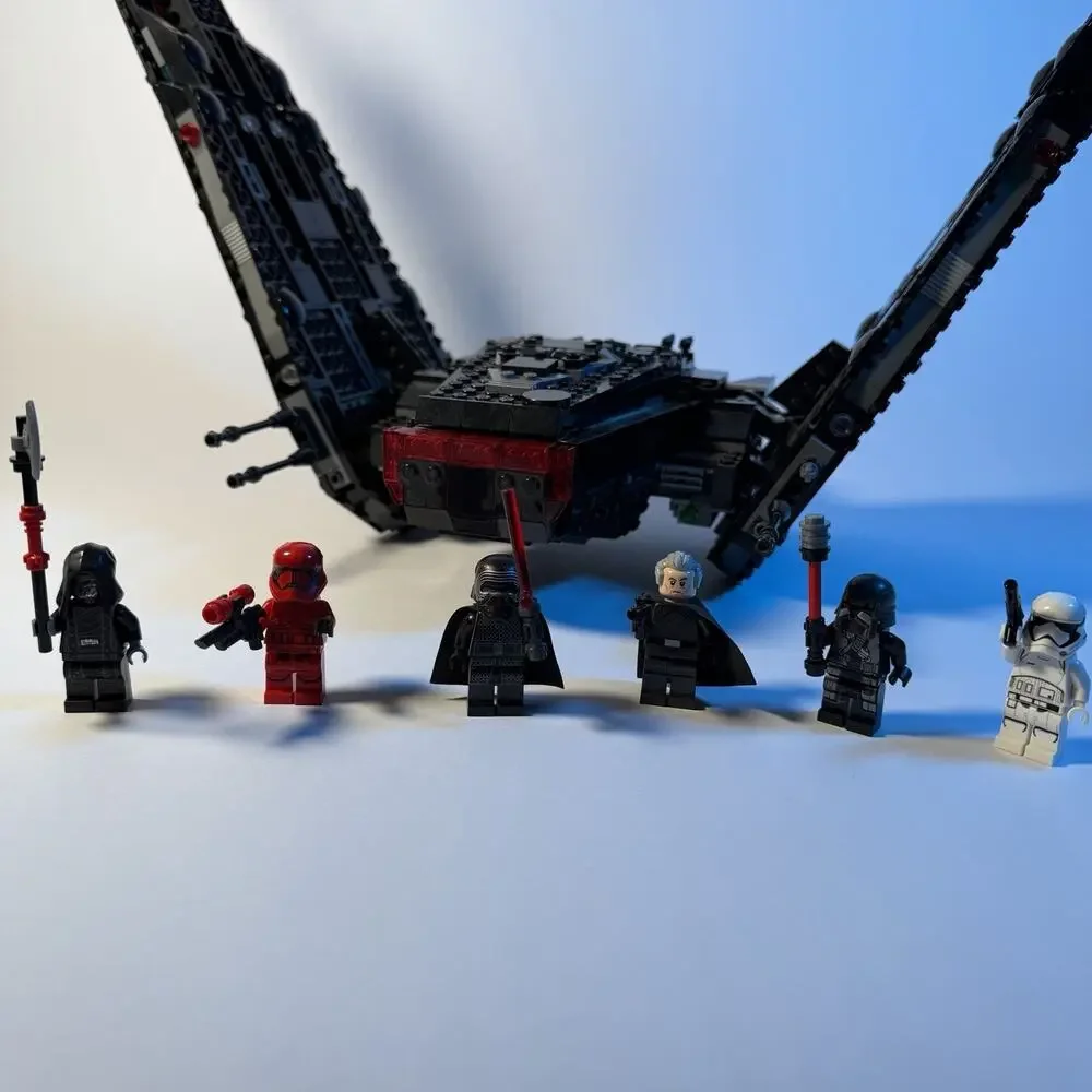 Kylo Ren Shuttle Lego 75256. Lovingly Kept. Book And Box.